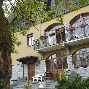 Apartment La Menaresta Quiet & Relax Near Bellagio, Magreglio
