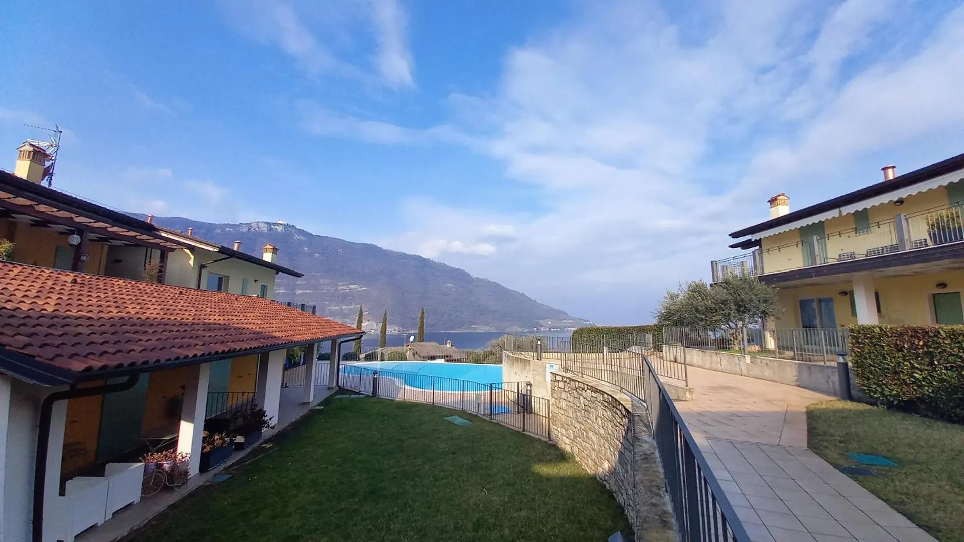 Paradise Sale Marasino Italien